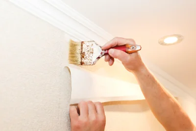 Pose de papier peint à Vaite — revêtements muraux et toiles de verre